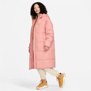 NEW Nike Sportswear Classic Puffer Therma-FIT
Loose Hooded Parka Soft Pink small